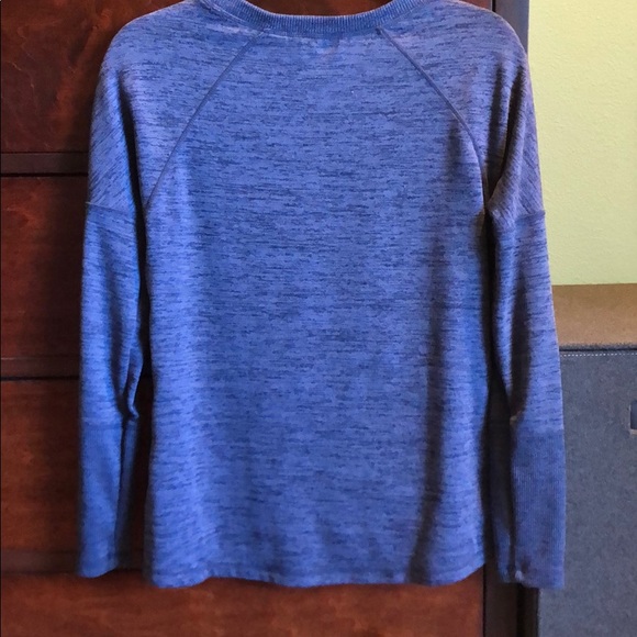 Athleta sweatshirt top - Picture 4 of 4